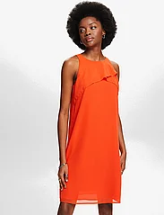 Esprit Casual - Dresses light woven - festtøj til outletpriser - bright orange - 2