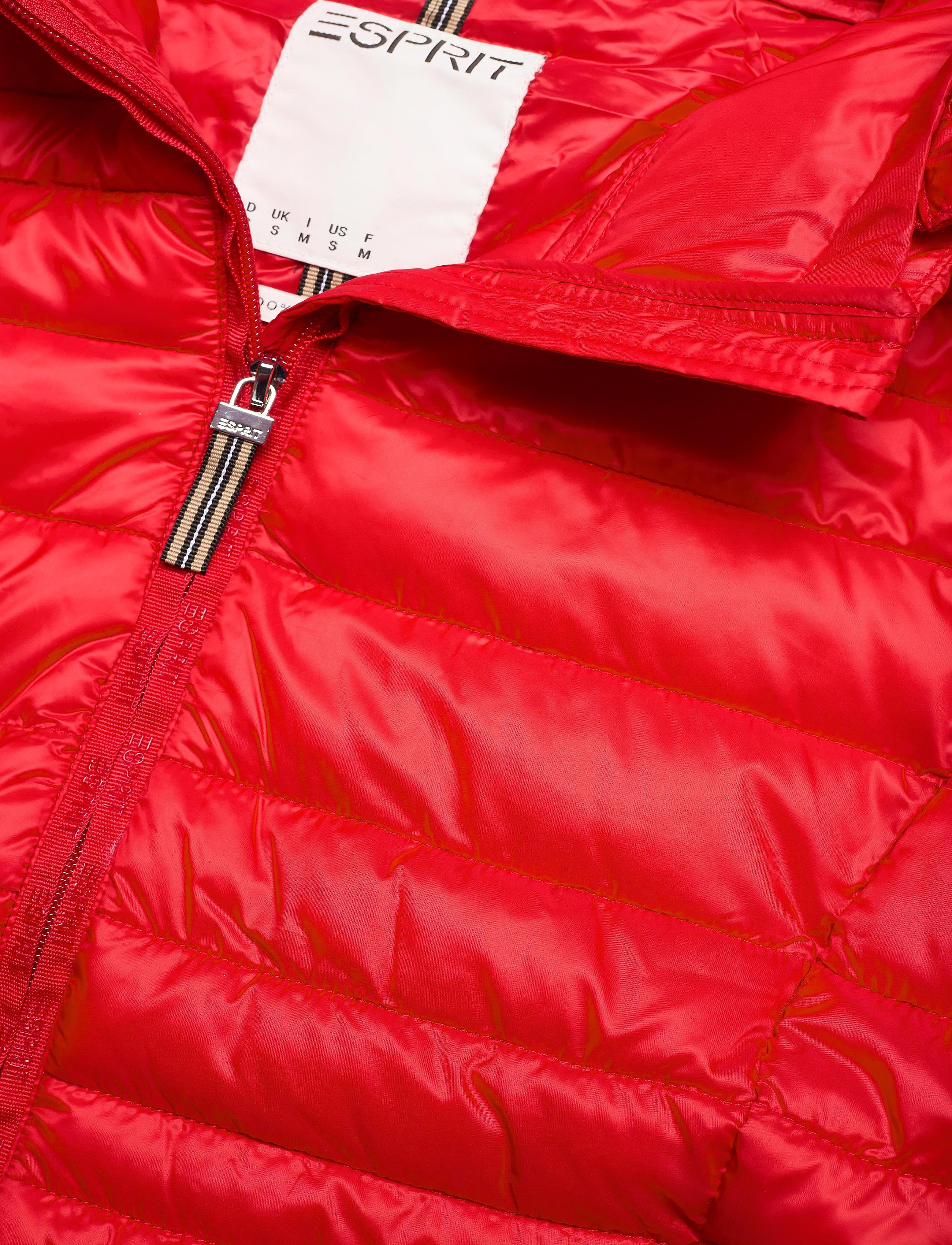 Esprit Casual - Quilted jacket with 3M™ Thinsulate™ padding - red - 3