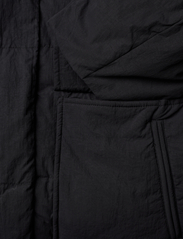 Esprit Casual - Quilted puffer jacket with belt - fôrede jakker - black - 3