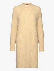 Esprit Casual - Dresses flat knitted - knitted dresses - light beige 2 - 0