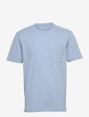 Jersey T-shirt with a pocket, organic cotton - PASTEL BLUE