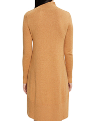 Esprit Collection - Knitted knee-length dress - camel 5 - 3