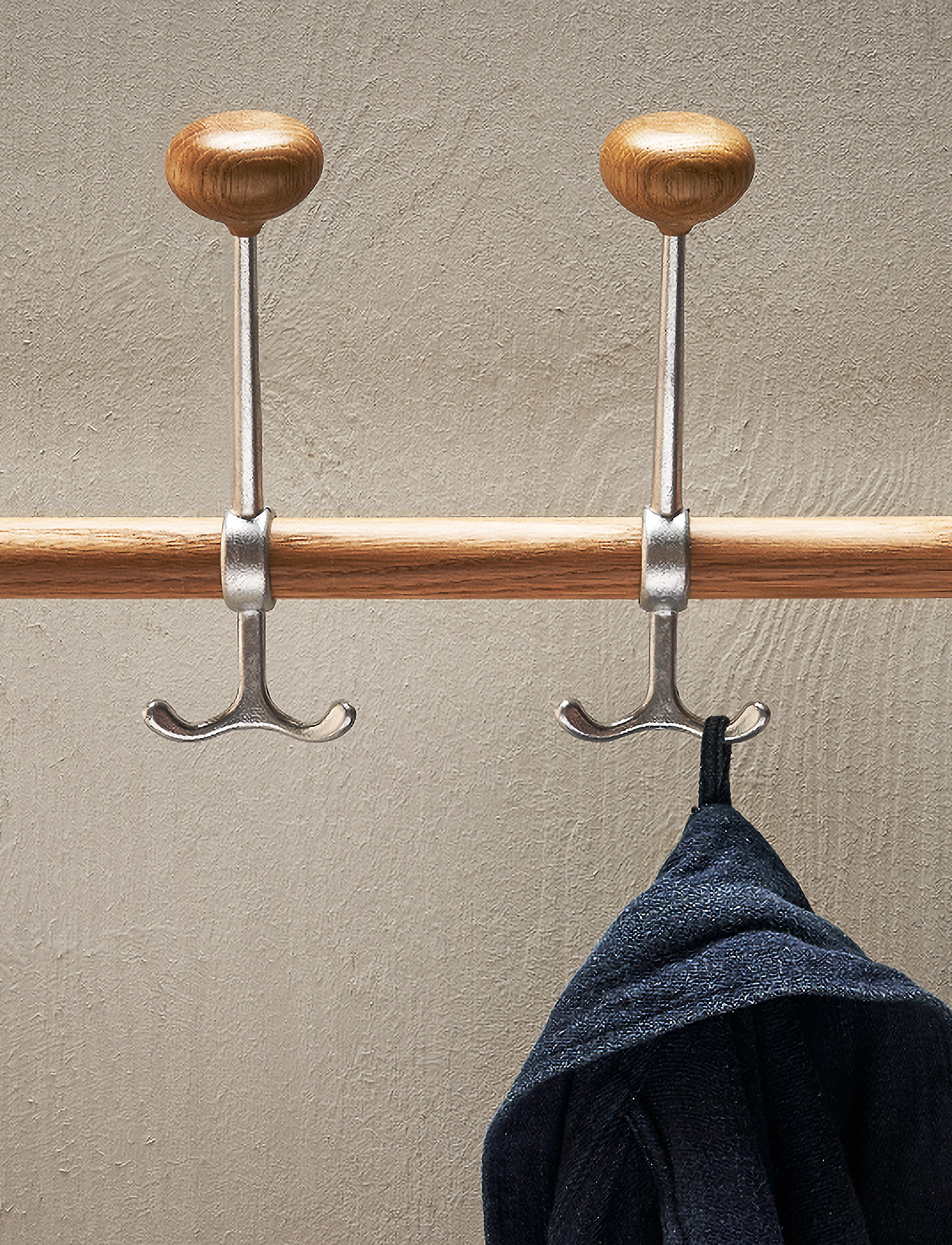 Essem Design Gustav Krogliste, One Size, Furniture, Braun - Coat Hooks & Racks, Homeware