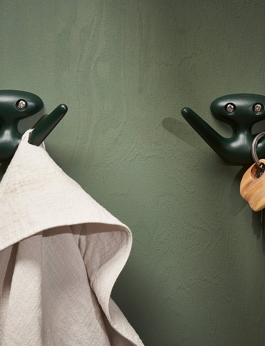 Essem Design - Mama hook - haken - fir green textured - 0