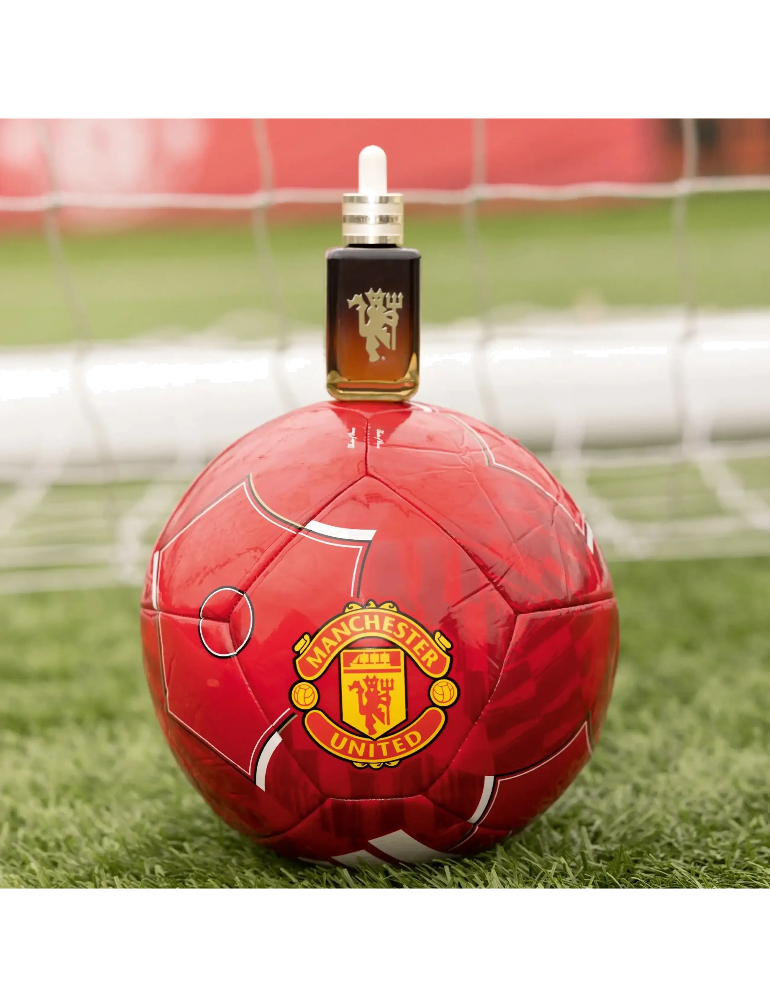 Estée Lauder - Estee Lauder x Manchester United Limited Edition Advanced Night Repair Serum - serum - no colour - 5