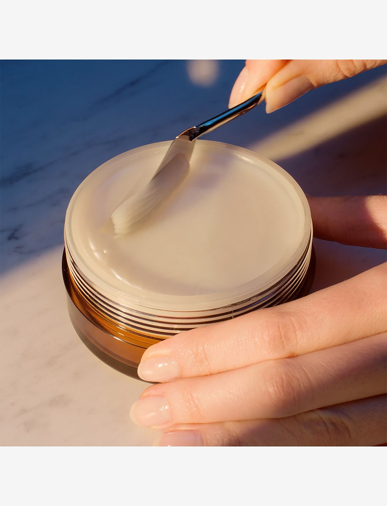 Estée Lauder - Advanced Night Cleansing Balm - summer skin - clear - 2