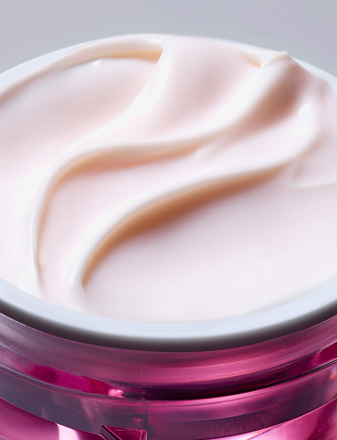 Estée Lauder - Resilience Multi-Effect Tri-Peptide Face and Neck Creme Dry SPF 15 - day cream - no color - 1