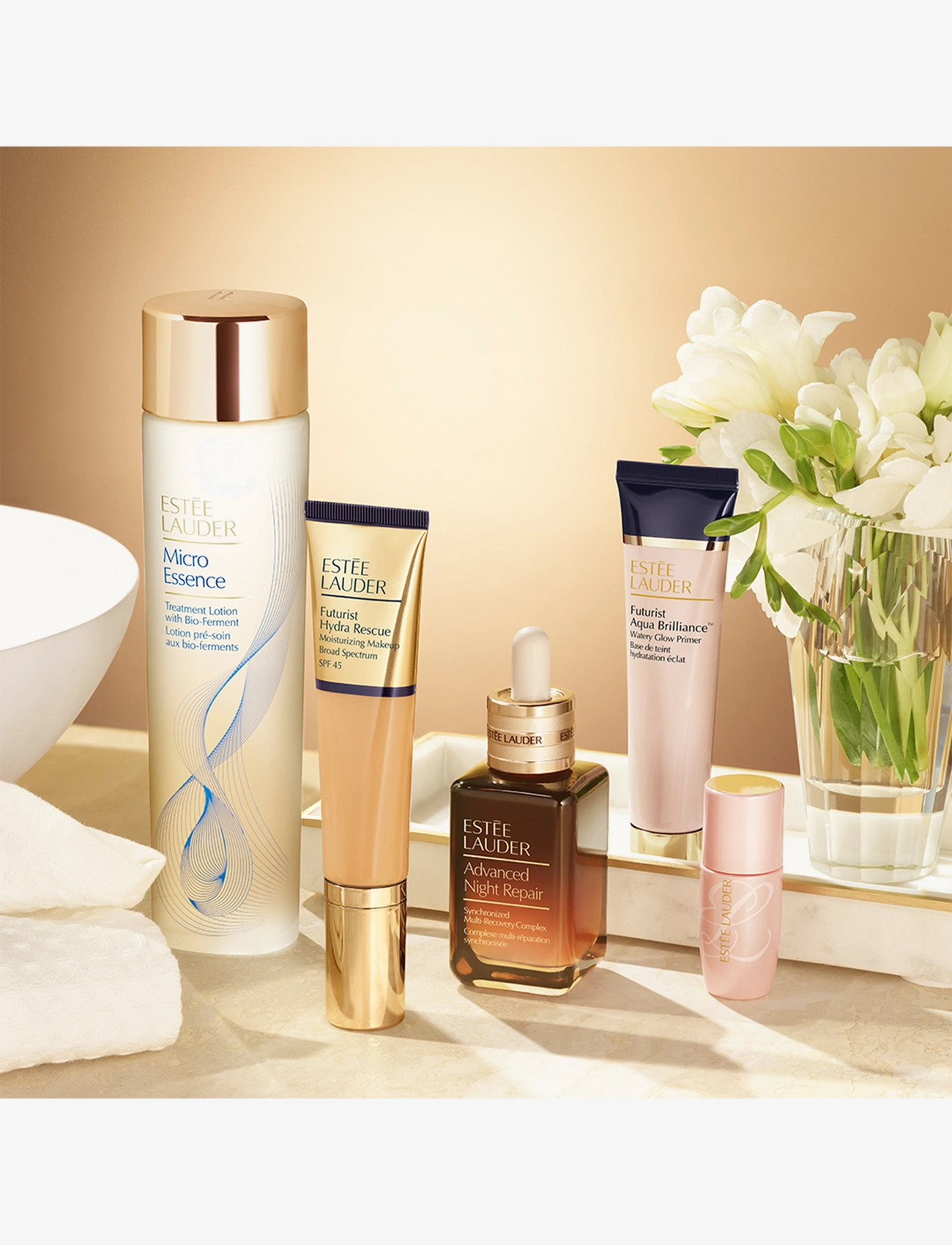 Estée Lauder - Futurist Hydra Rescue Moisturizing Makeup SPF45 - 5n2 amber honey - 5