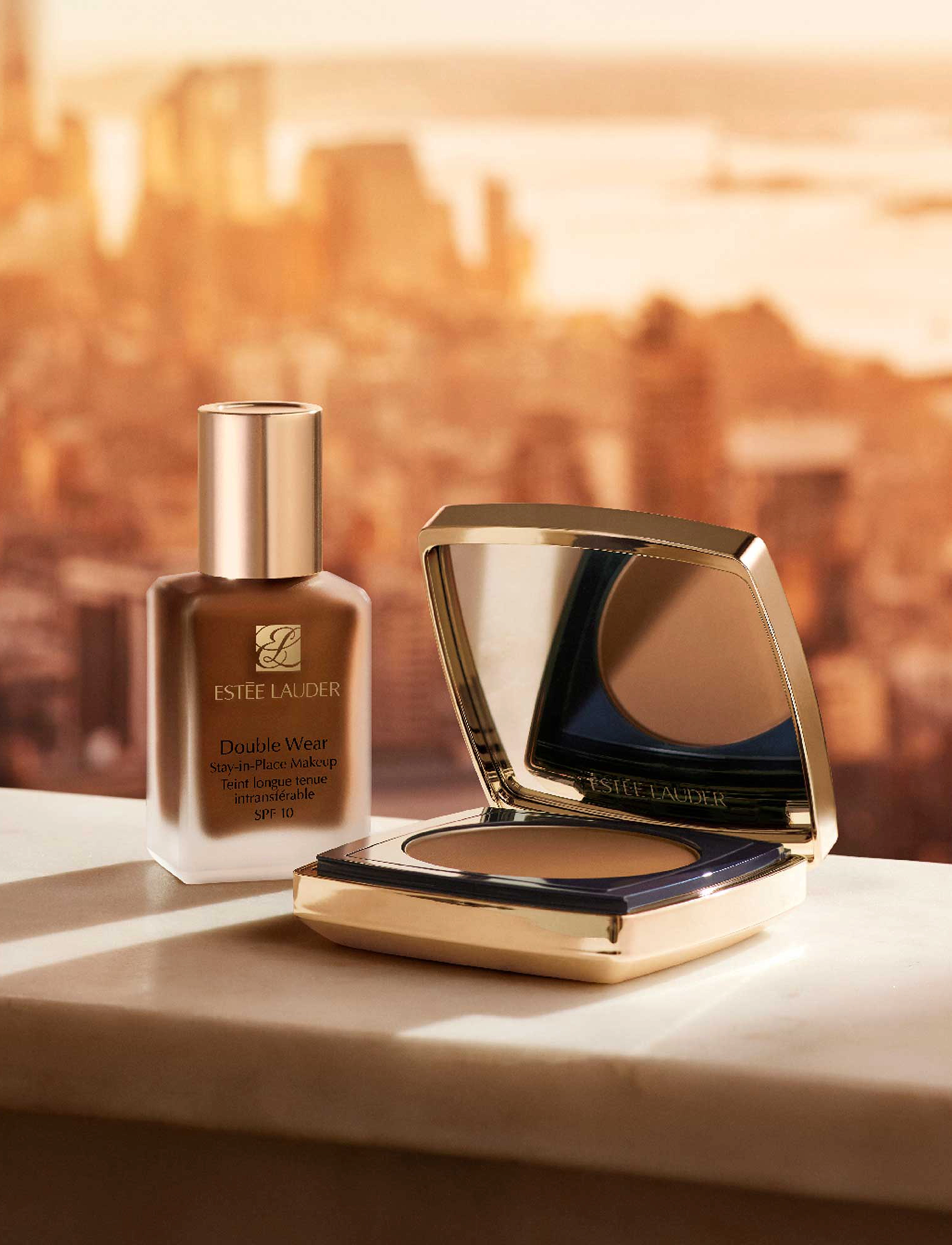 Estée Lauder - Double Wear Stay-In-Place Matte Powder Foundation SPF 10 Compact - smink - 6w1 sandal wood - 5