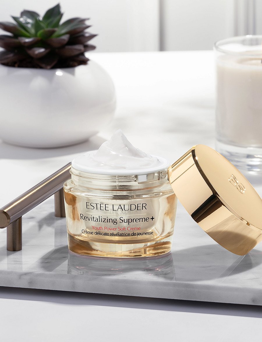 Estée Lauder - Revitalizing Supreme+ Youth Power Soft Crème - sommarens hudvård - no colour - 5