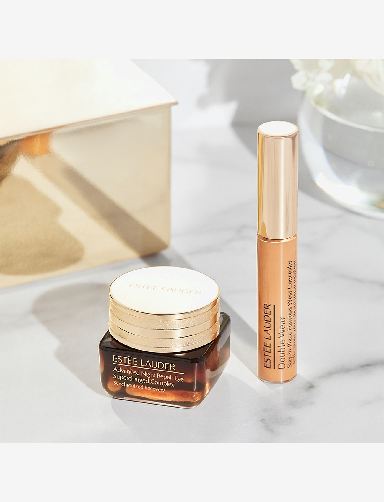 Estée Lauder - Double Wear Stay-In-Place Flawless Wear Concealer - smink - 8n very deep - 3