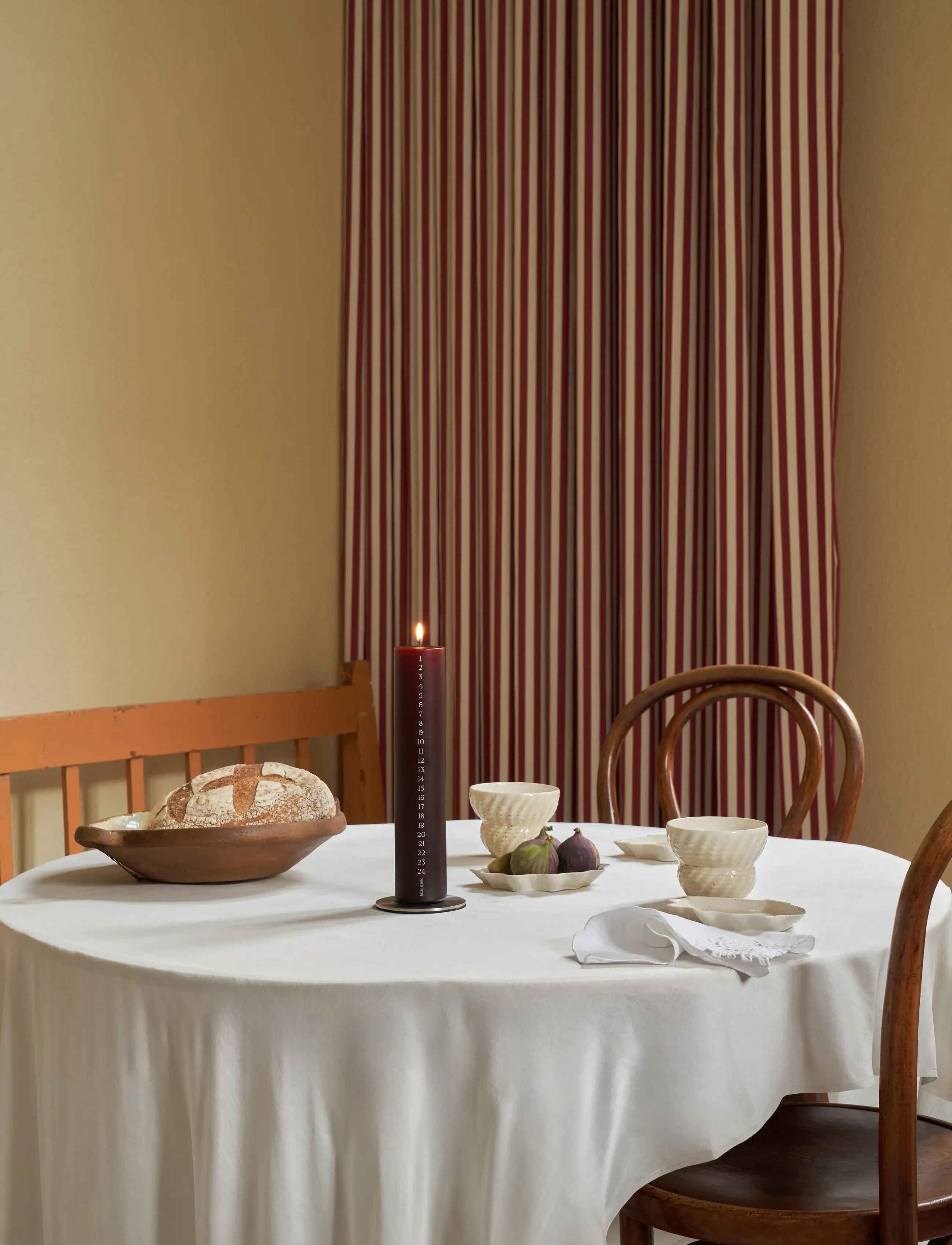 ester & erik - Pillar calendar candle - adventsljus & kalenderljus - 44/2 deep wine - 0