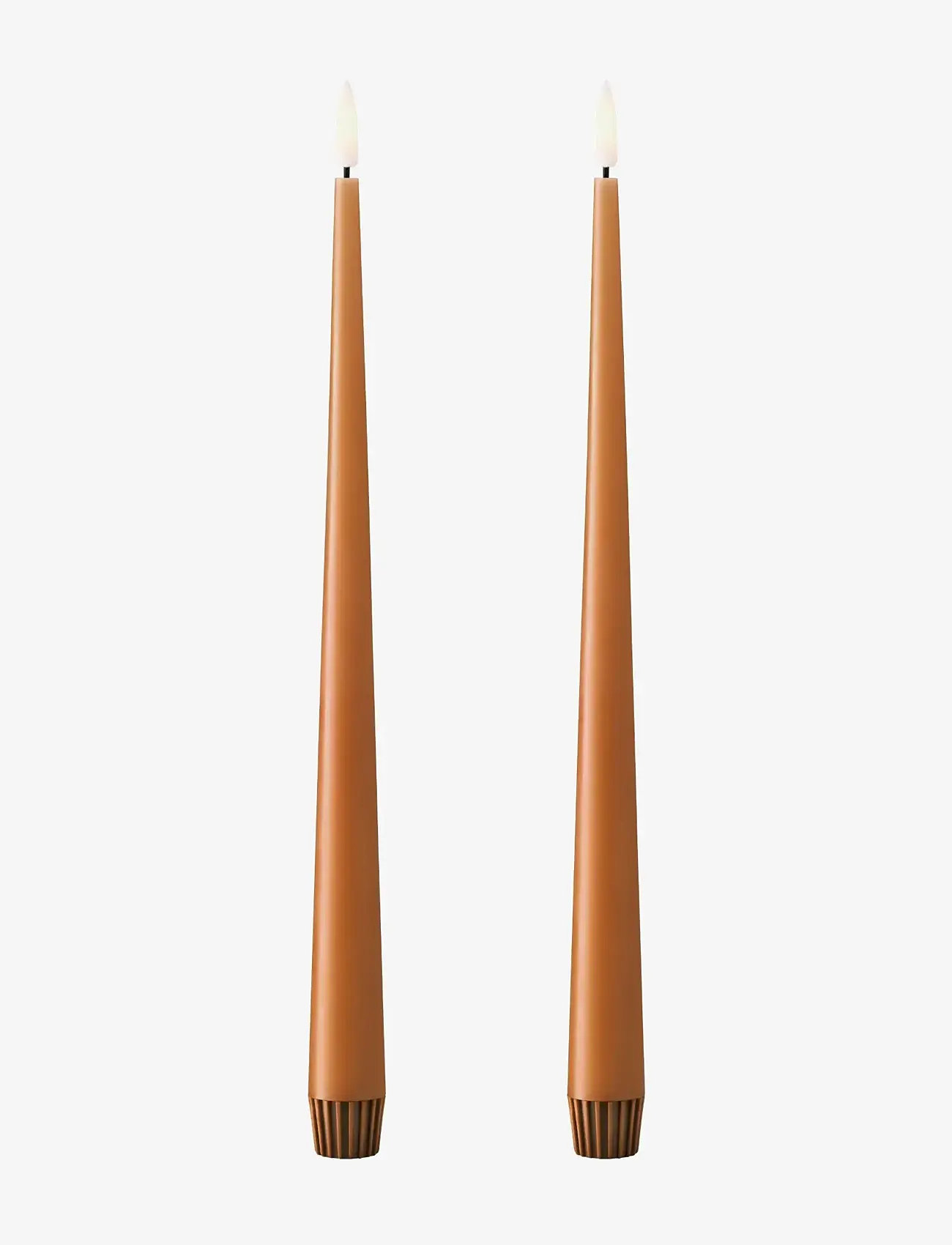 ester & erik - LED taper candle 30cm 2-pack - led lys - 23 raw toffee - 0