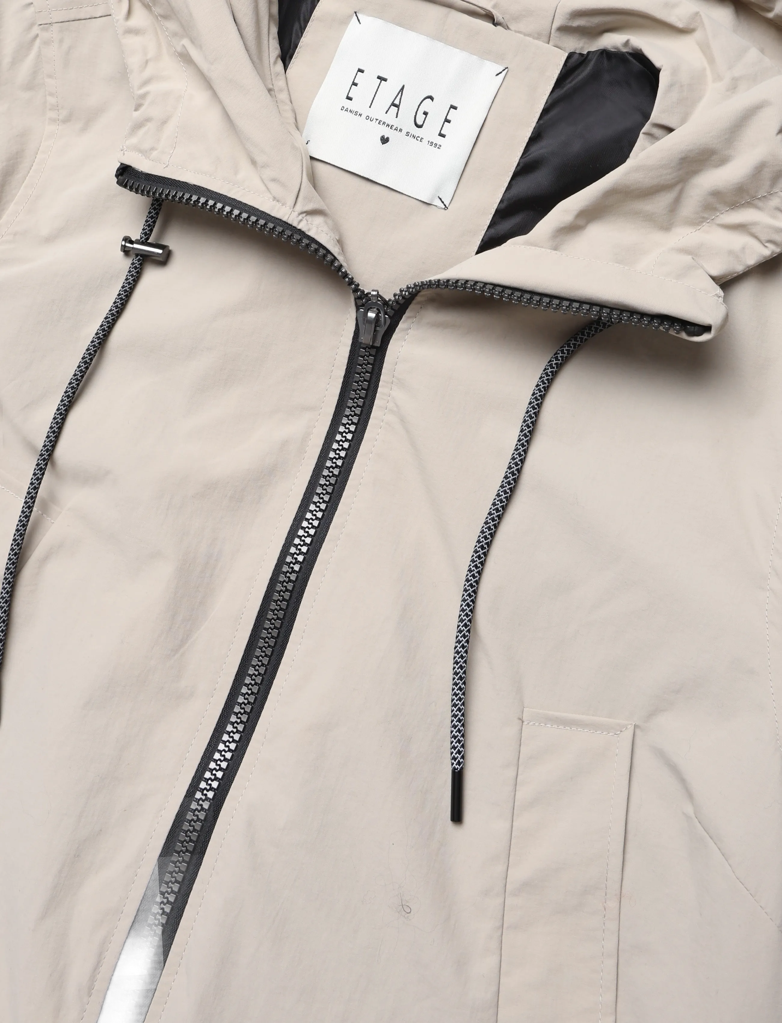 Etage - RECYCLED Fabric Parka Long - parkas - sand - 3