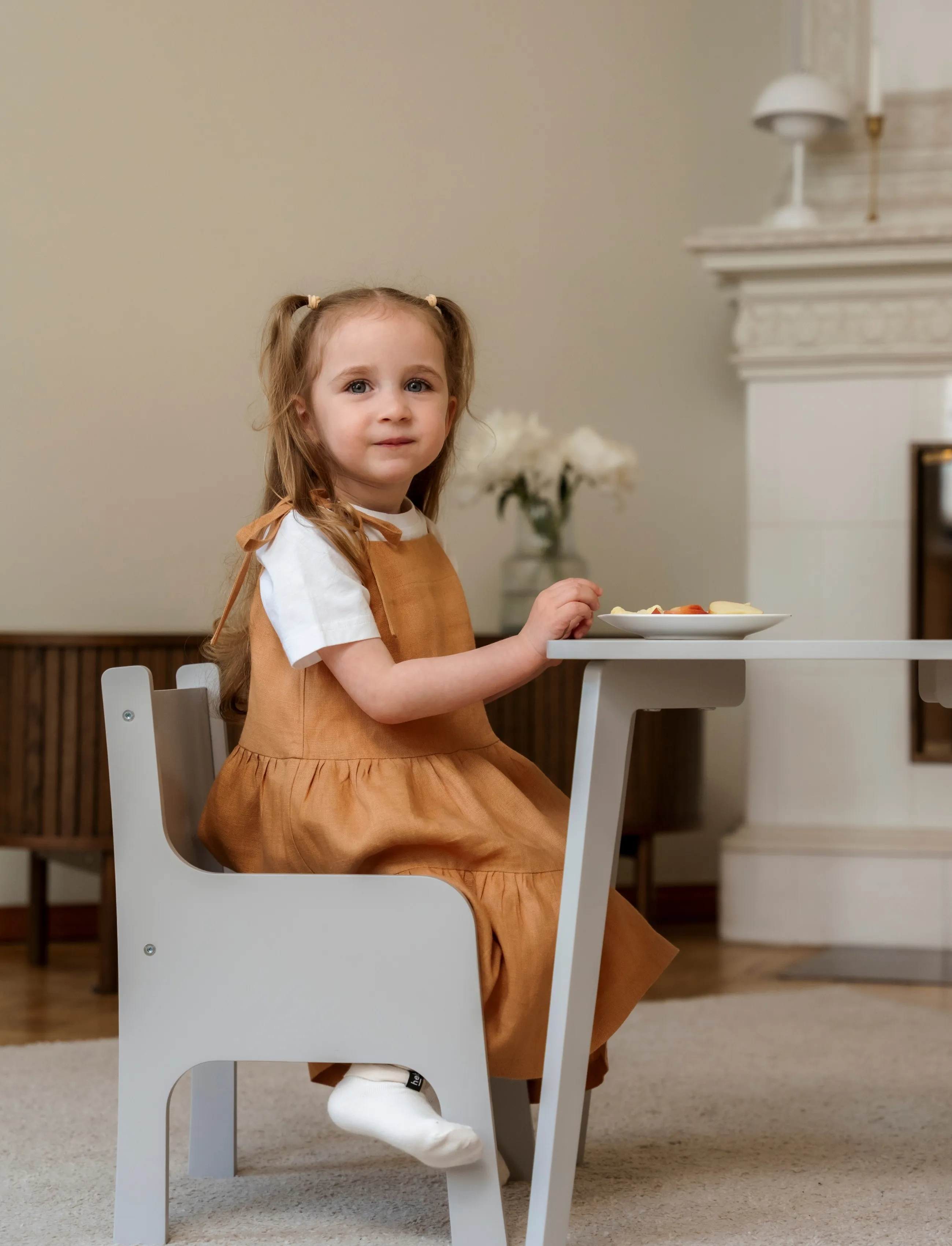 Ette Tete - Tulla Adjustable height chair - stühle & hocker - grey - 3