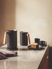 Eva Solo - Vacuum jug 1.0l Nordic kitchen - thermal carafes - black - 4