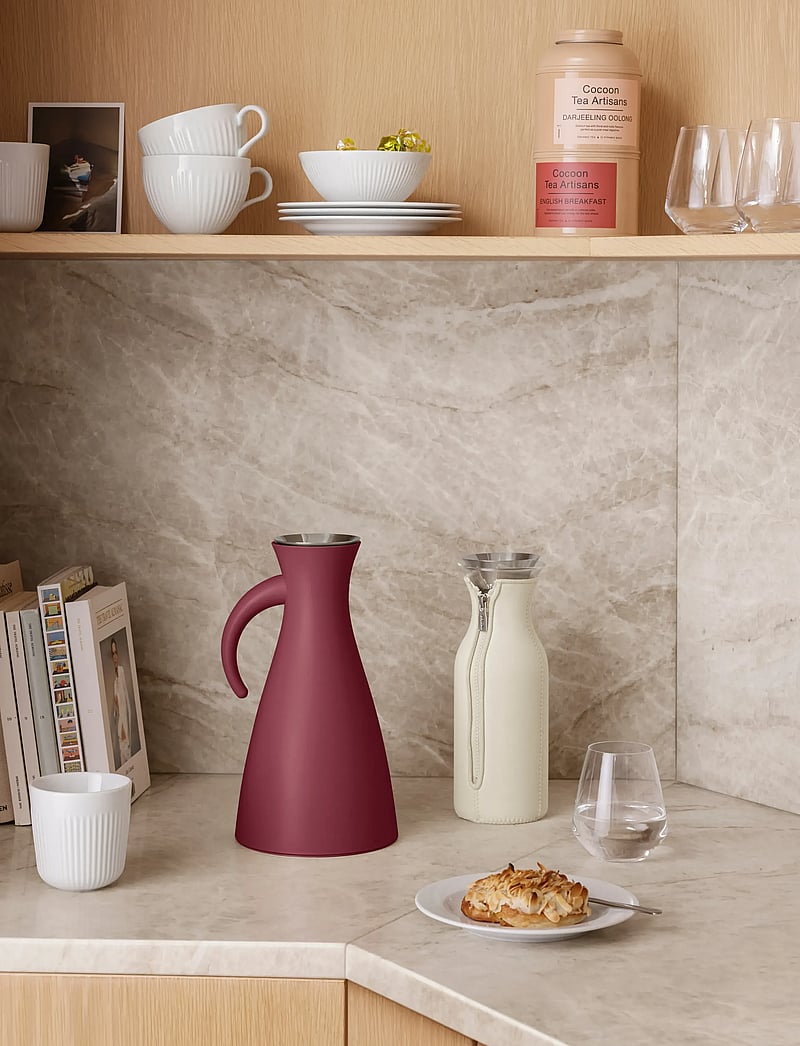 Eva Solo - Vacuum jug 1.0 L Ruby - termoskannud - ruby - 3