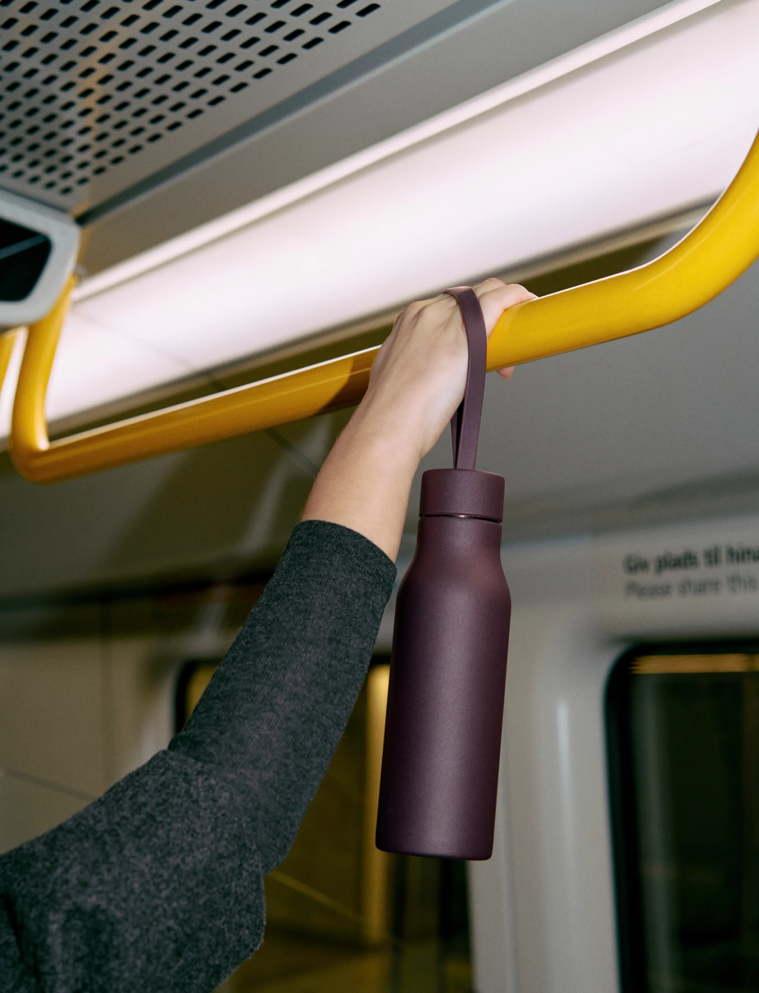 Eva Solo - RE-Hydrate Thermo flask 0.5 L Fig purple - termoflasker - fig purple - 5