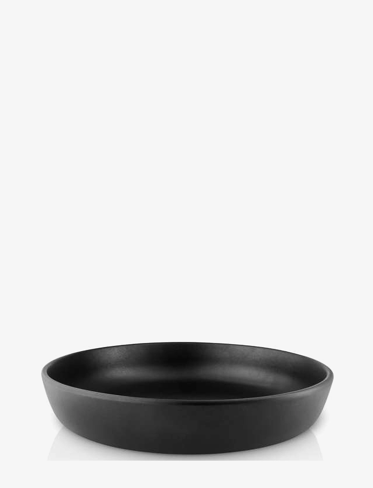 Eva Solo Nordic kitchen shallow salad bowl Ø25 cm - Tableware - BLACK / black