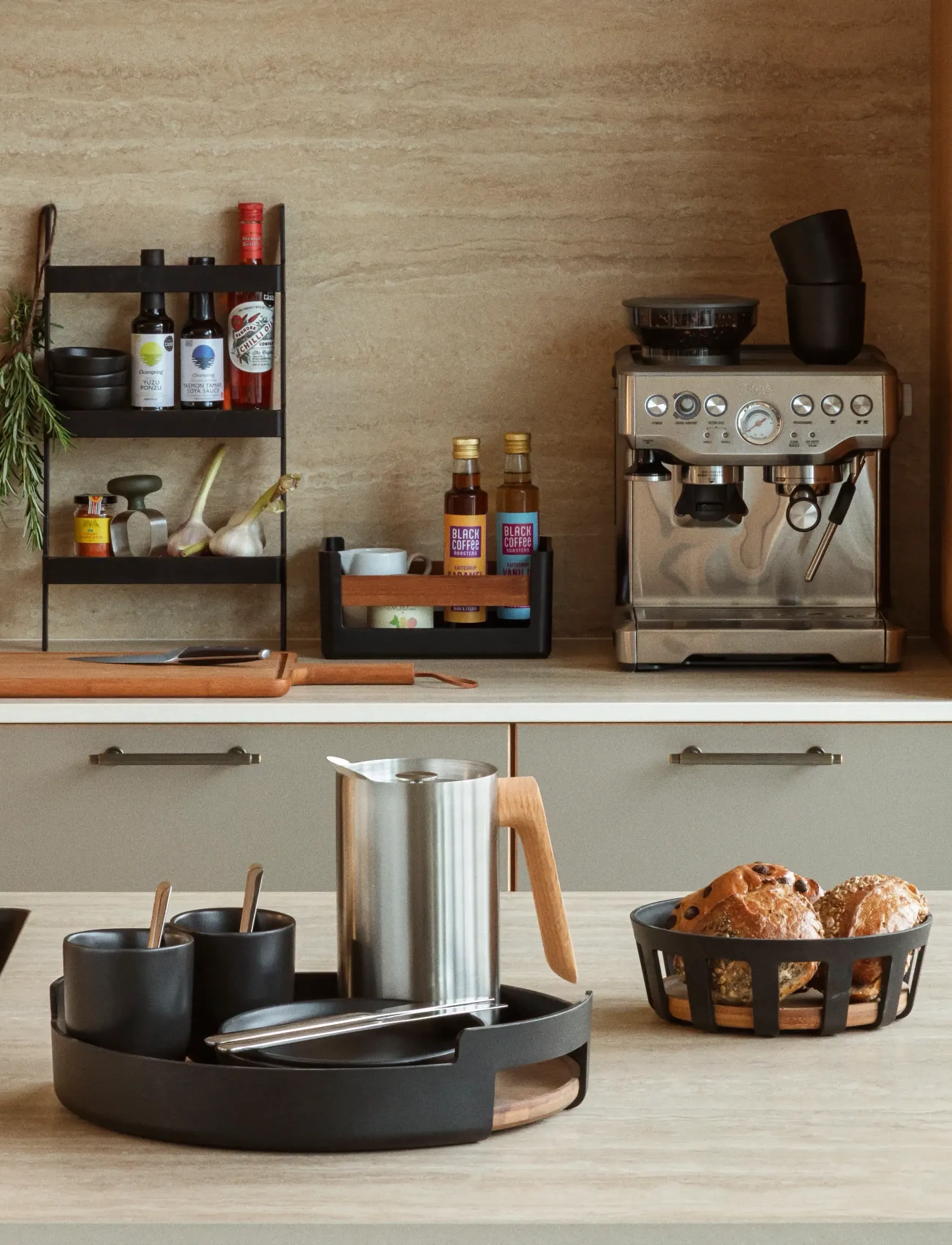 Eva Solo Nordic Kitchen Bread Basket Large, Ø24.5 cm H9 cm, Storage, Schwarz - Bins & Baskets, Homeware