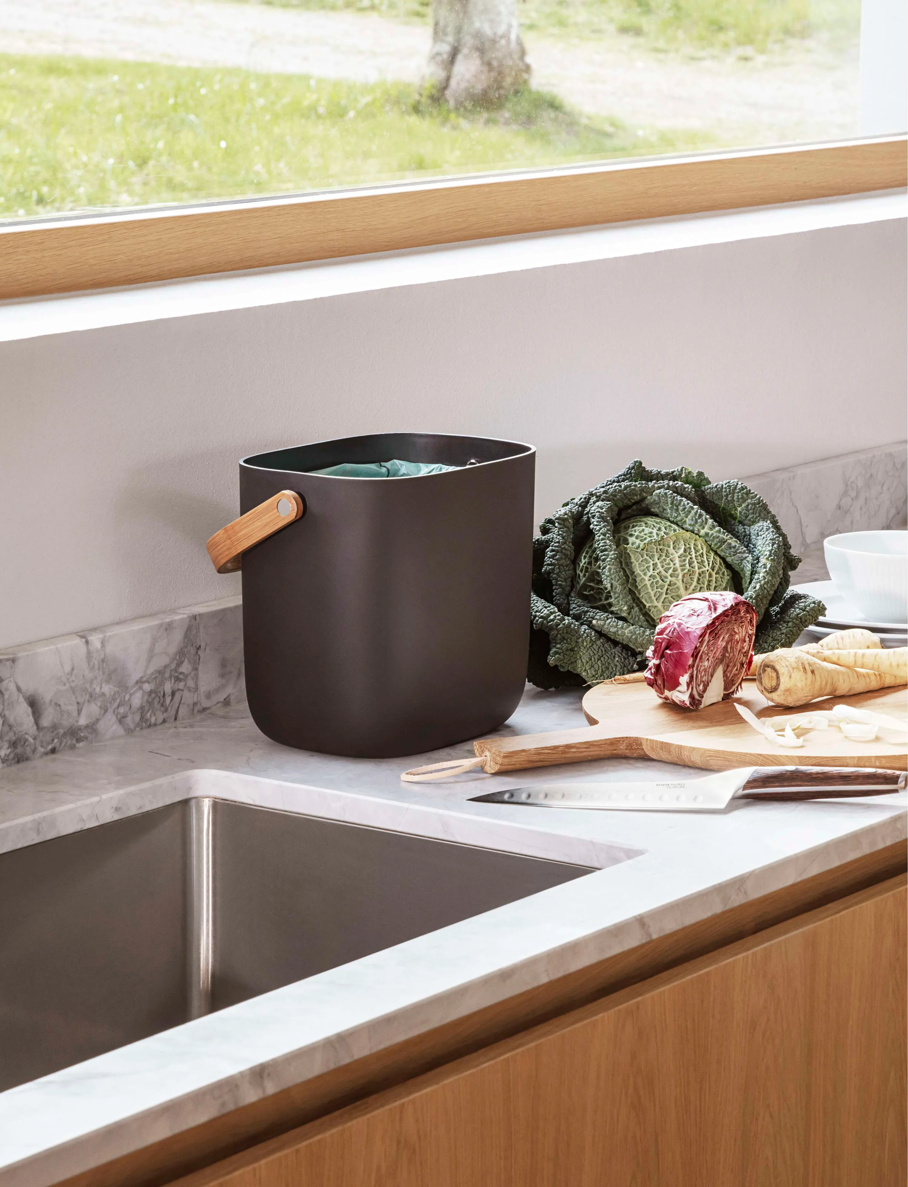 Eva Solo Reflect Affaldssorteringsspand 6 L, l, Storage, Schwarz - Paper Bins, Homeware