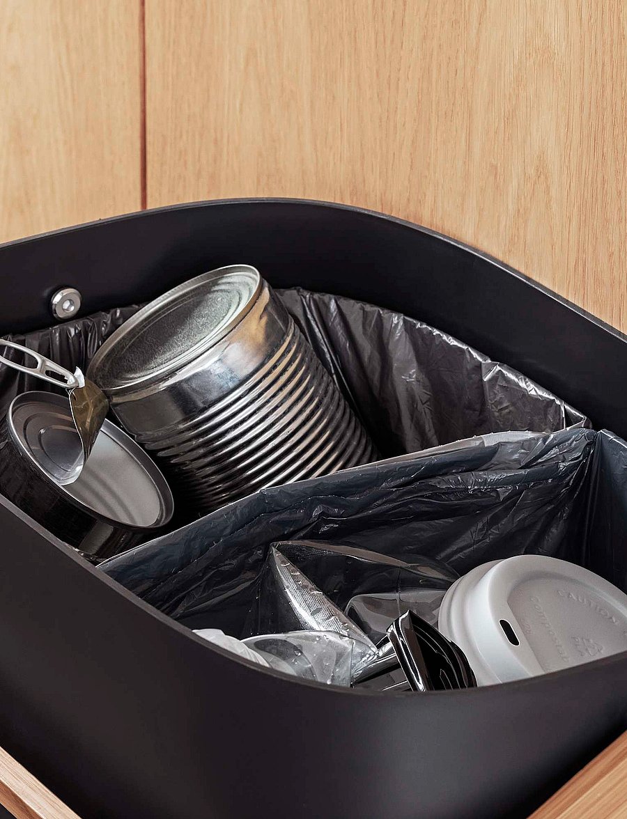 Eva Solo - Reflect Recycling waste bin - papierkörbe - black - 5