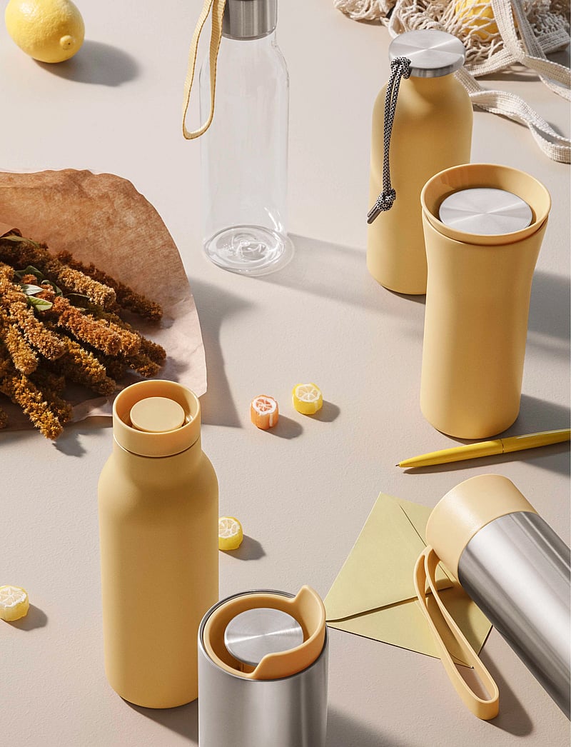 Eva Solo - To Go Cup 0,35l Golden sand - filiżanki termiczne - golden sand - 0