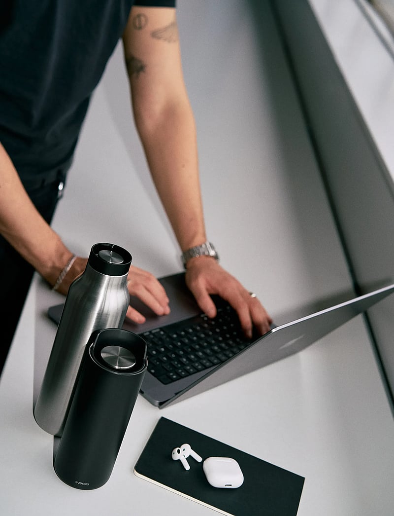 Eva Solo - Urban To Go Cup 0,35 L Black - thermostassen - black - 0