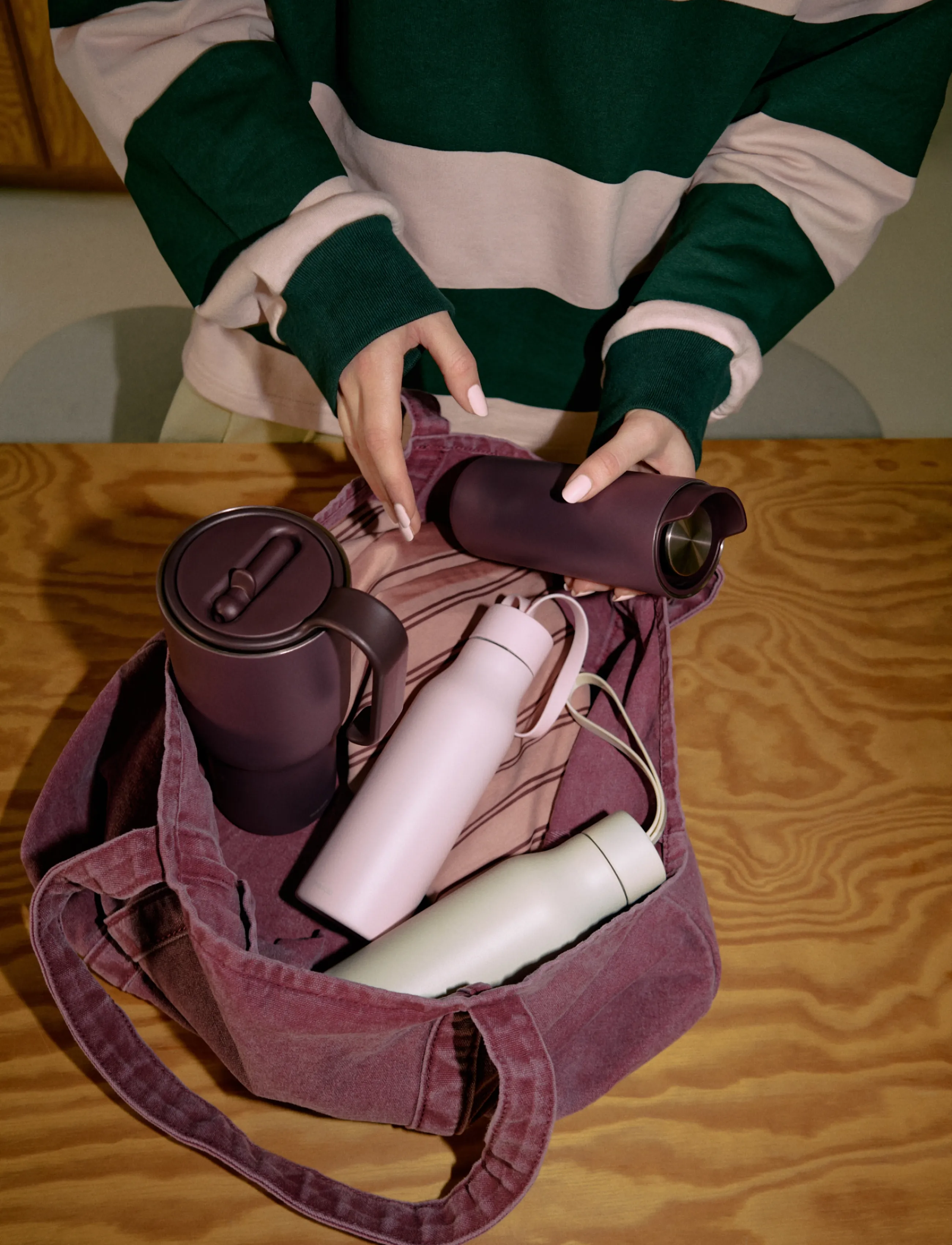 Eva Solo Urban To Go Cup 0,35 L Fig Purple, 0.35 L, Cups & Mugs, Burgunderrot - Thermal Cups, Homeware