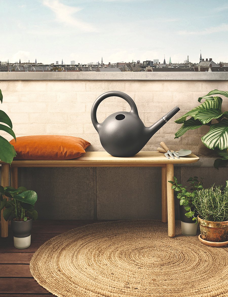 Eva Solo - Globe watering can 9l Dark grey - gießkanne - dark grey - 0