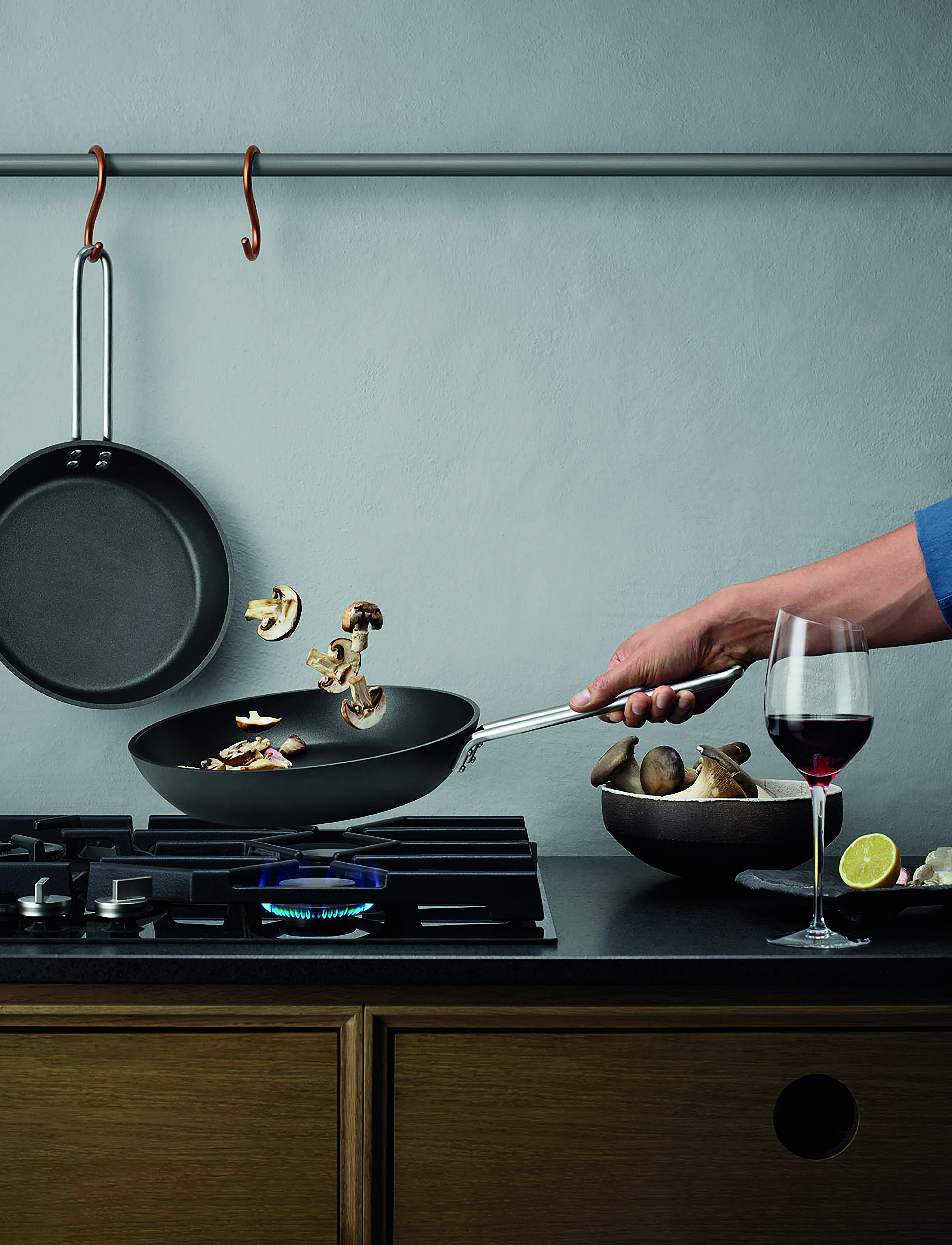 Eva Trio - Professional Frying pan 30 cm ceramic Slip-Let® coating - black - 3