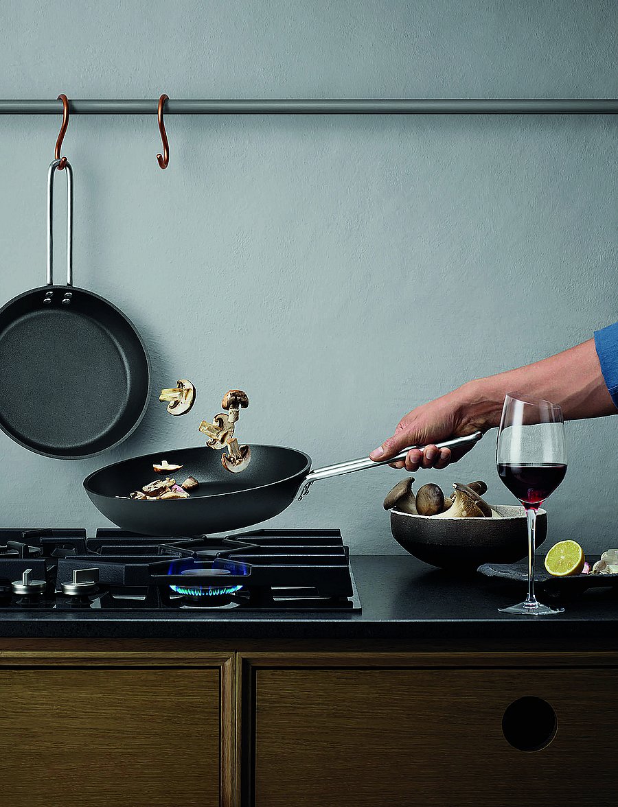 Eva Trio - Professional Frying pan 30 cm ceramic Slip-Let® coating - black - 3