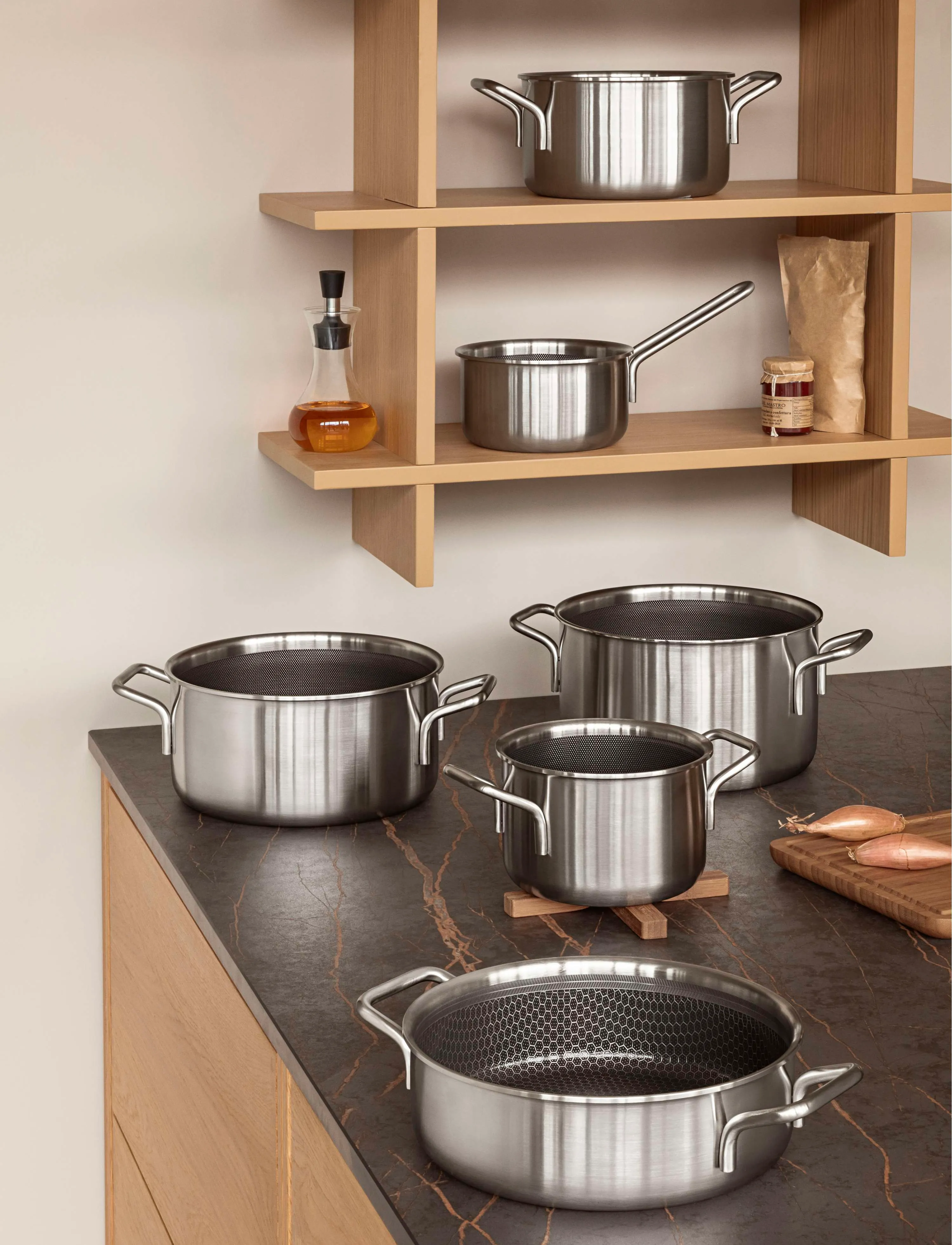 Eva Trio Multi Gryde 6,5 L 24 Cm Mosaic Keramisk Slip-Let Belægning, 6.5LØ24 cm, Pots & Pans, Silber - Saucepans, Homeware