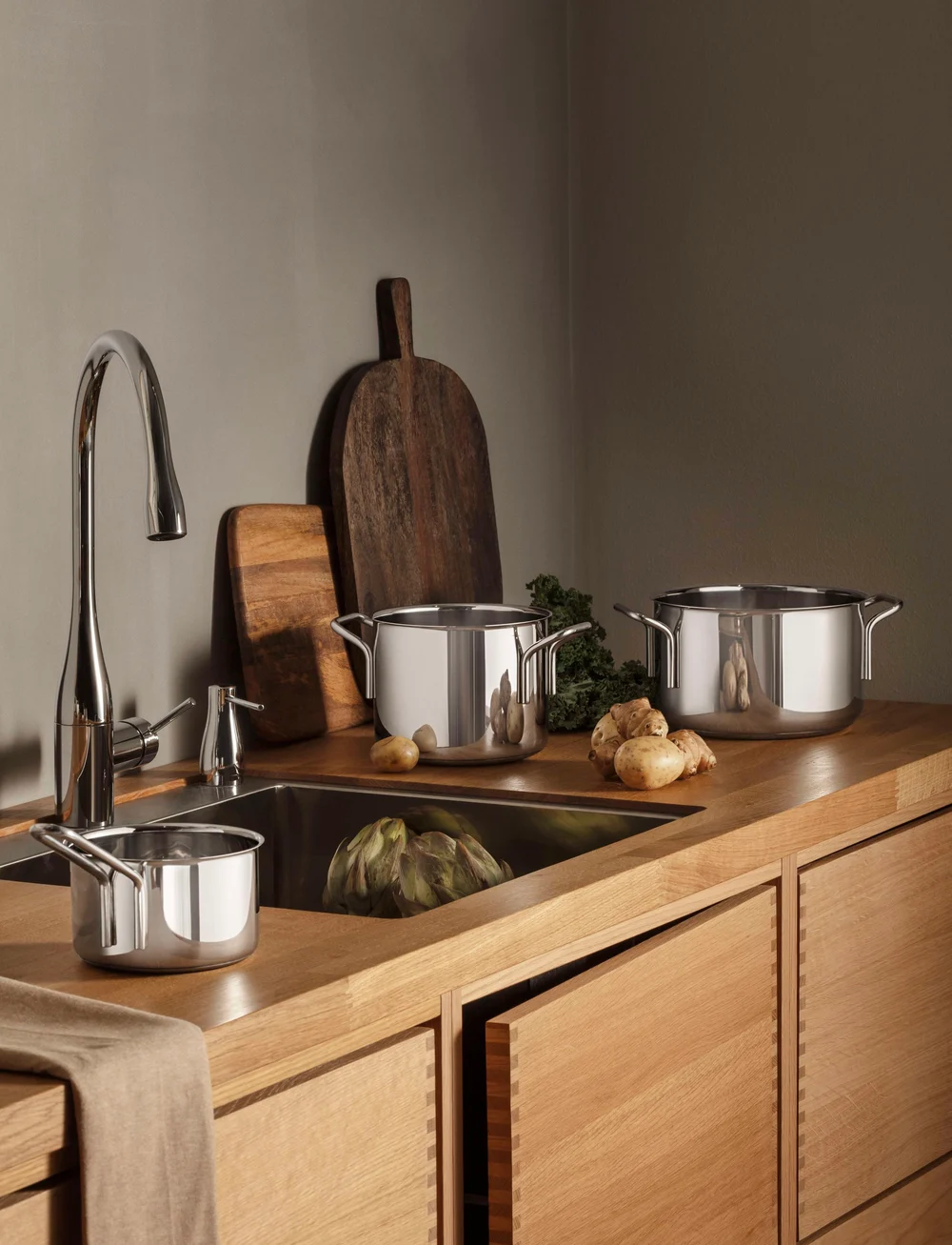 Eva Trio - Stainless Steel Saucepan 1.1 l 13 cm - saucepans - polished steel - 5