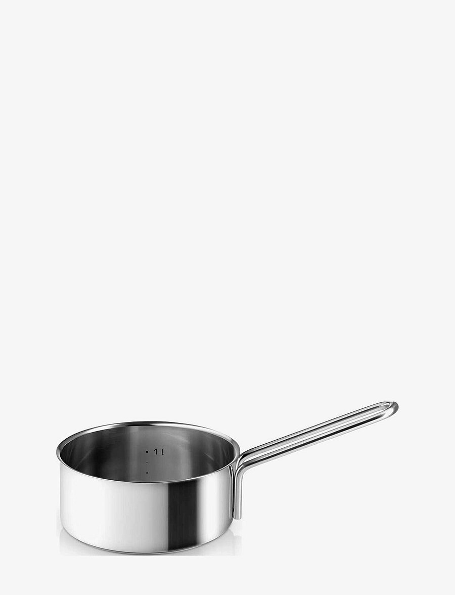 Eva Trio - Stainless Steel Sauté saucepan 1.3 l 16 cm - kastmepotid ja -pannid - polished steel - 1