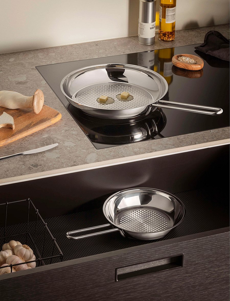 Eva Trio - Stainless Steel Frying pan 20 cm Honeycomb - osta hinna alusel - polished steel - 0
