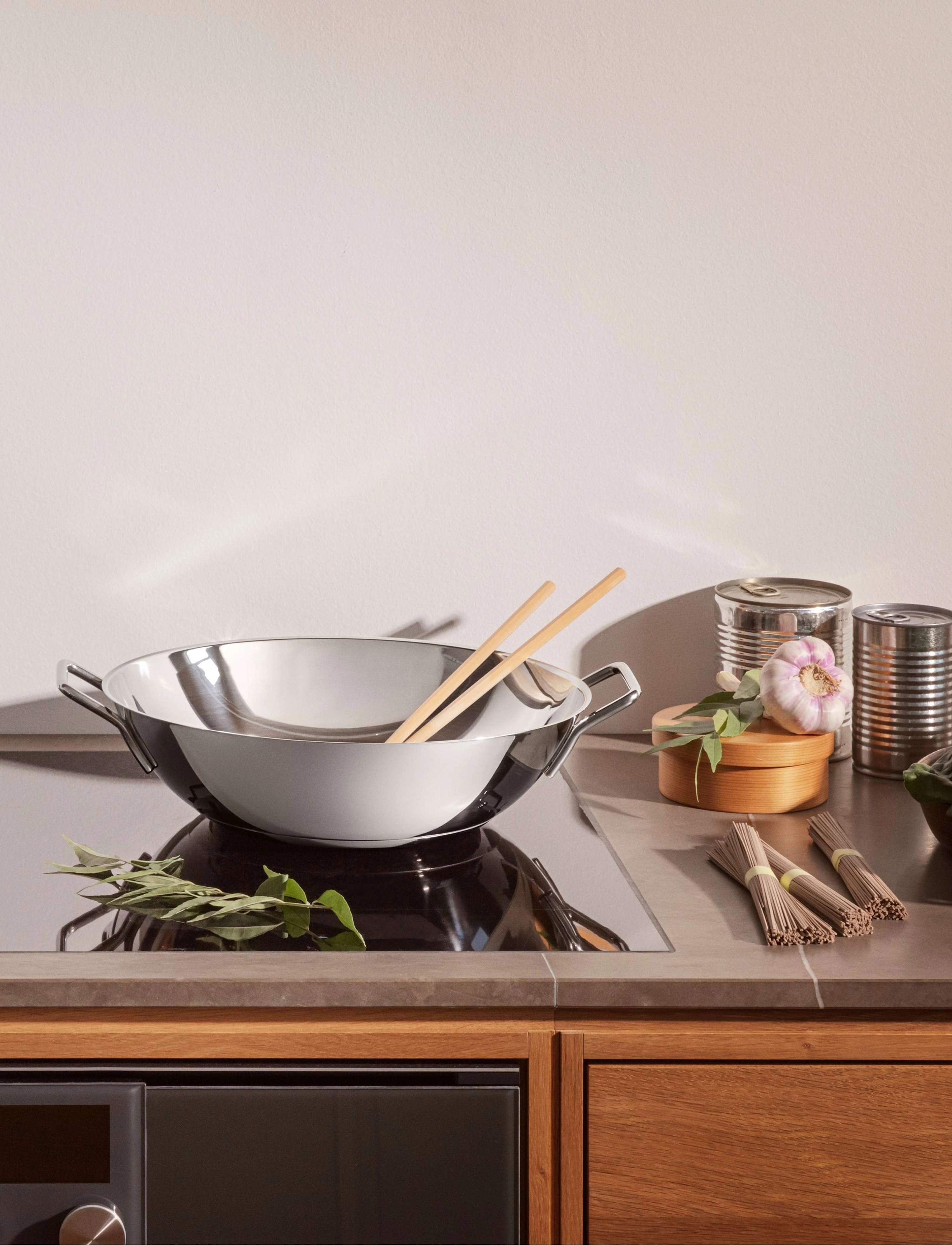 Eva Trio - Stainless Steel Wok 5.0 l 32 cm - woks - polished steel - 4