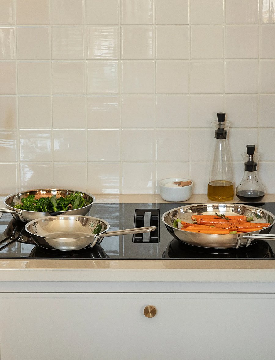 Eva Trio - Stainless Steel Frying Pan 20 cm steel base - bratpfannen - polished steel - 4