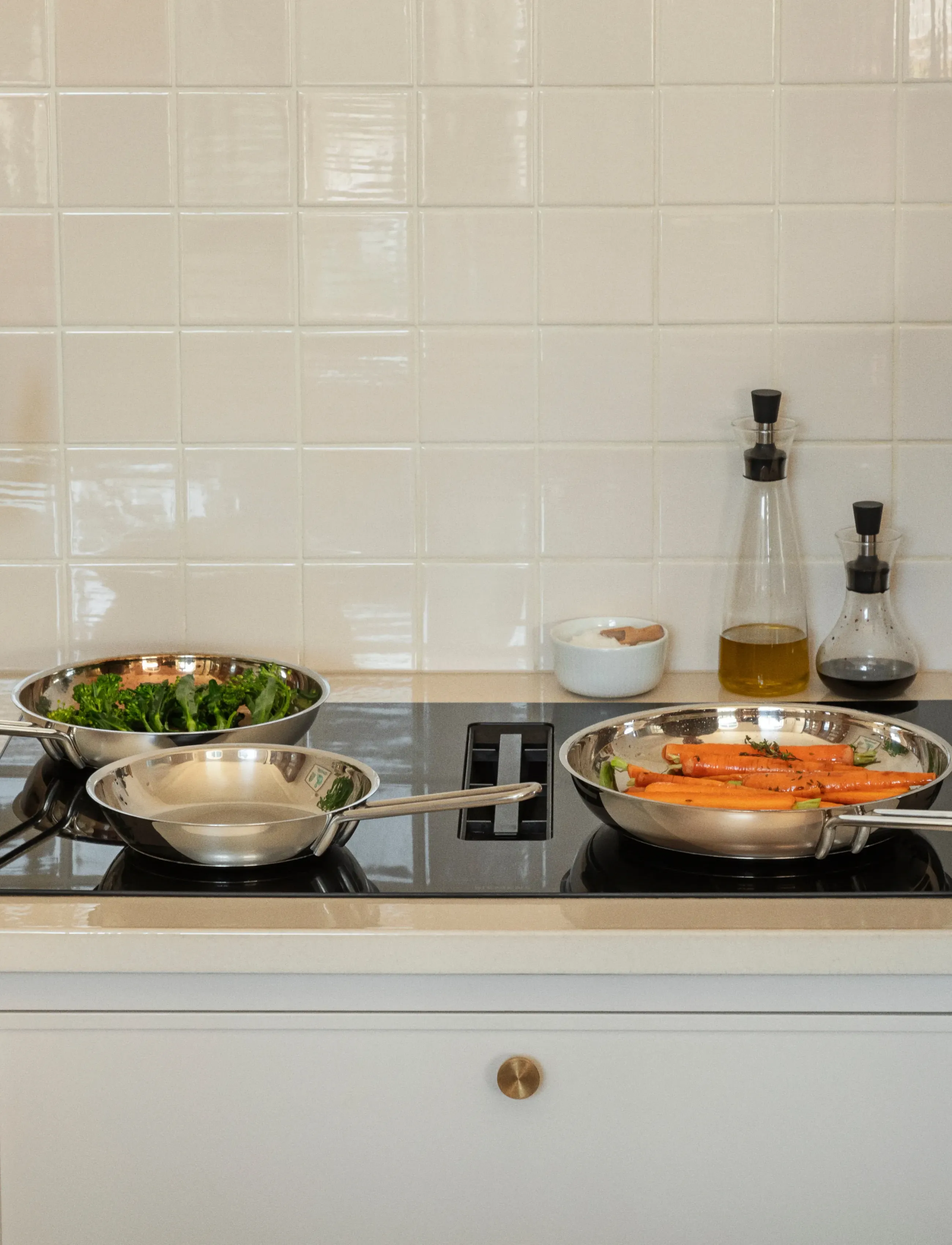 Eva Trio - Stainless Steel Frying Pan 24 cm steel base - stegepander - polished steel - 4