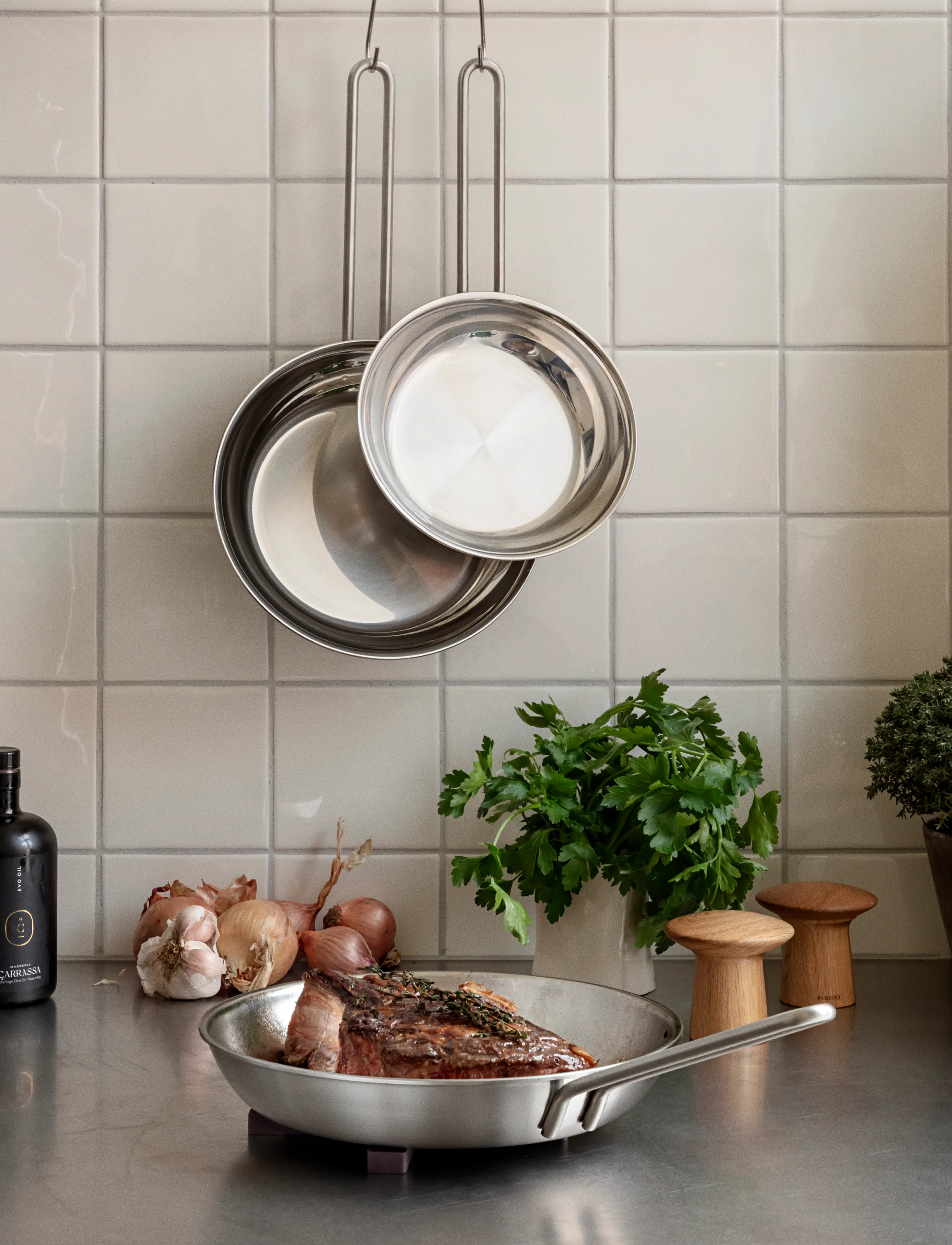 Eva Trio - Multi 5-ply Frying Pan 24 cm steel base - bratpfannen - brushed steel - 5