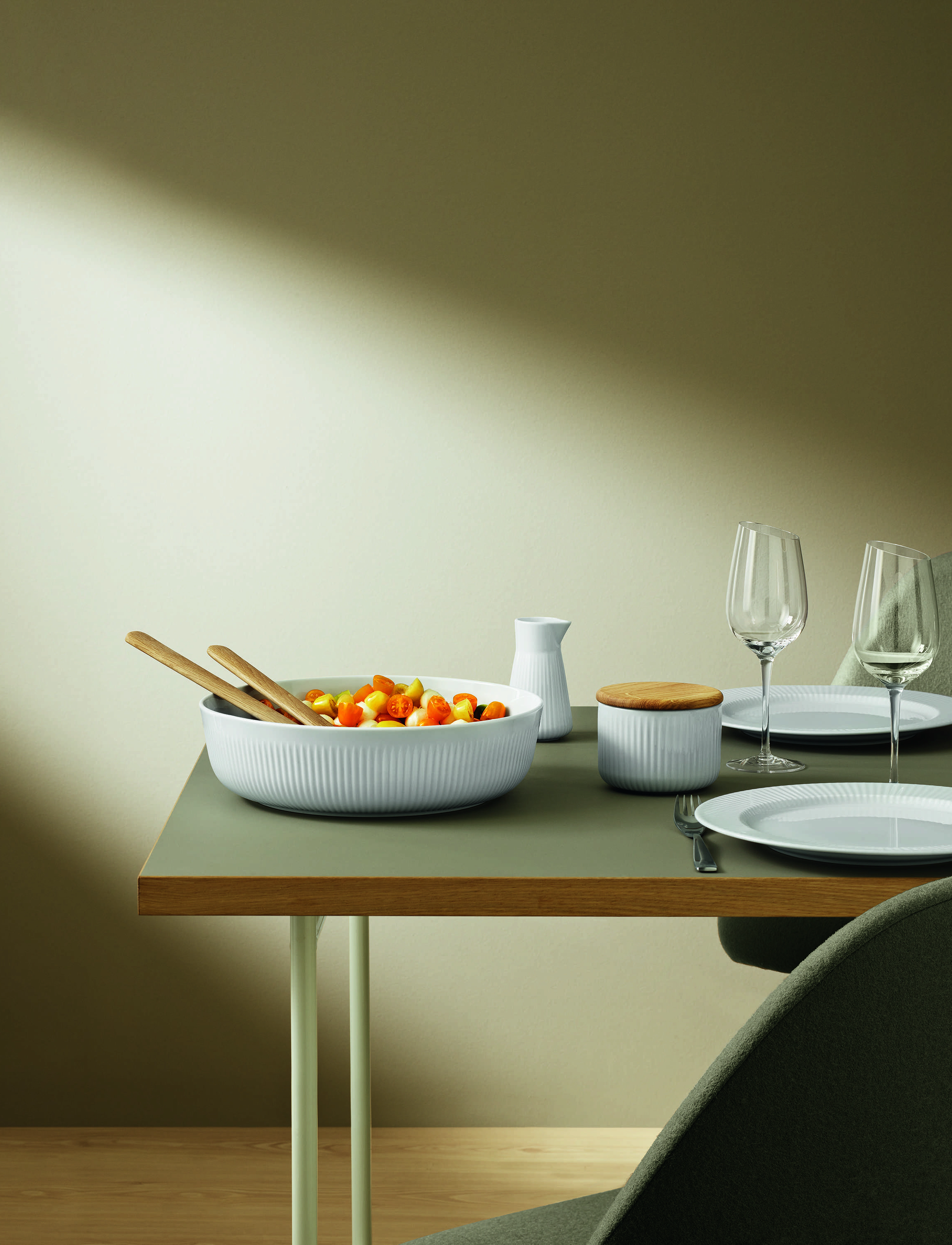 Eva Trio Legio Nova Saltkar Med Låg Og Ske, Ø 11 cm, Grinders, Weiß - Salt & Pepper Shakers, Homeware