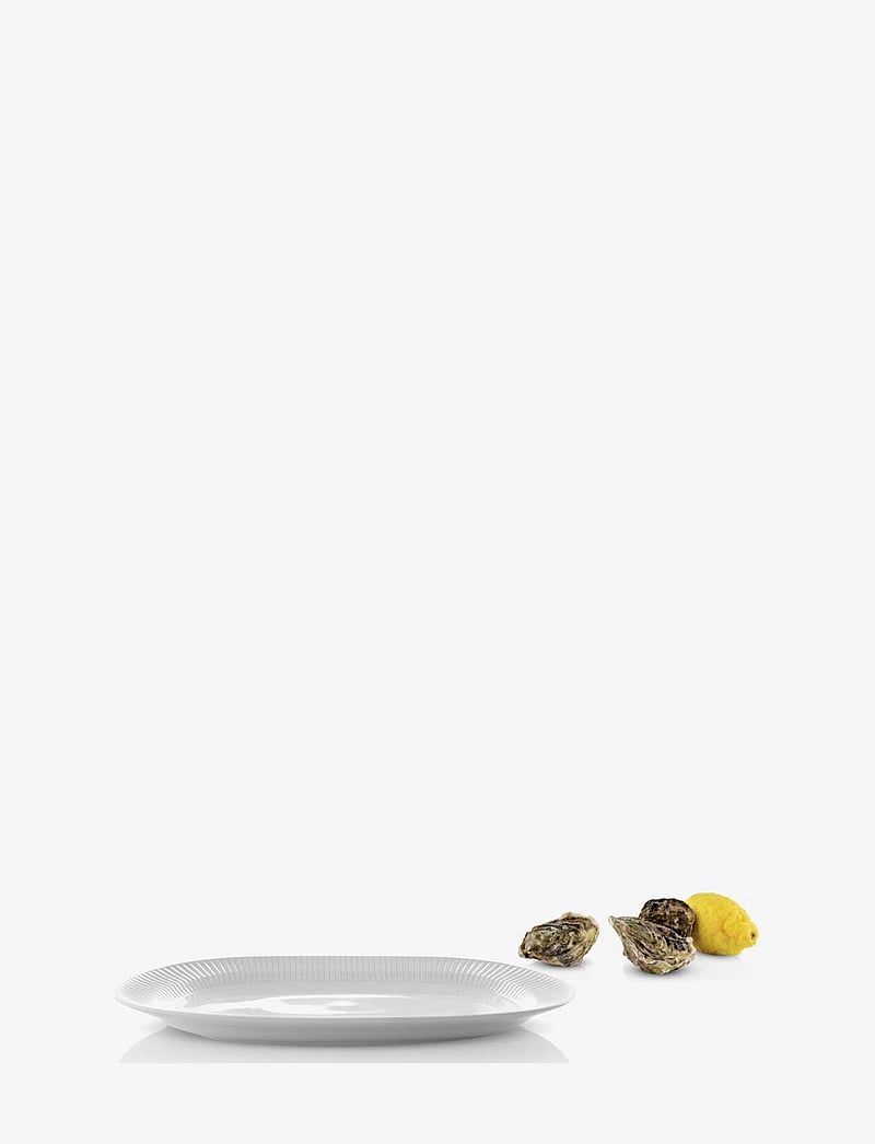 Eva Trio - Legio Legio Nova Serving dish 42 cm - servierplatten - white - 4