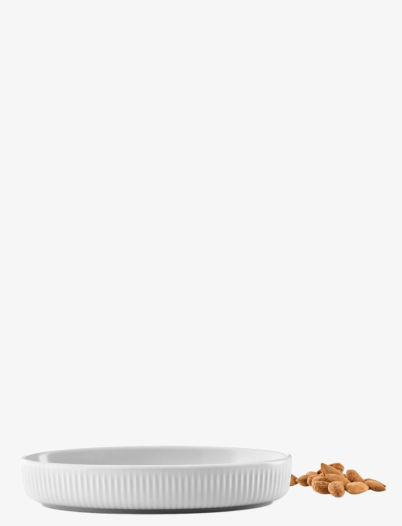 Eva Trio - Legio Nova Oval bowl 18 cm - serveringsskåle - white - 2