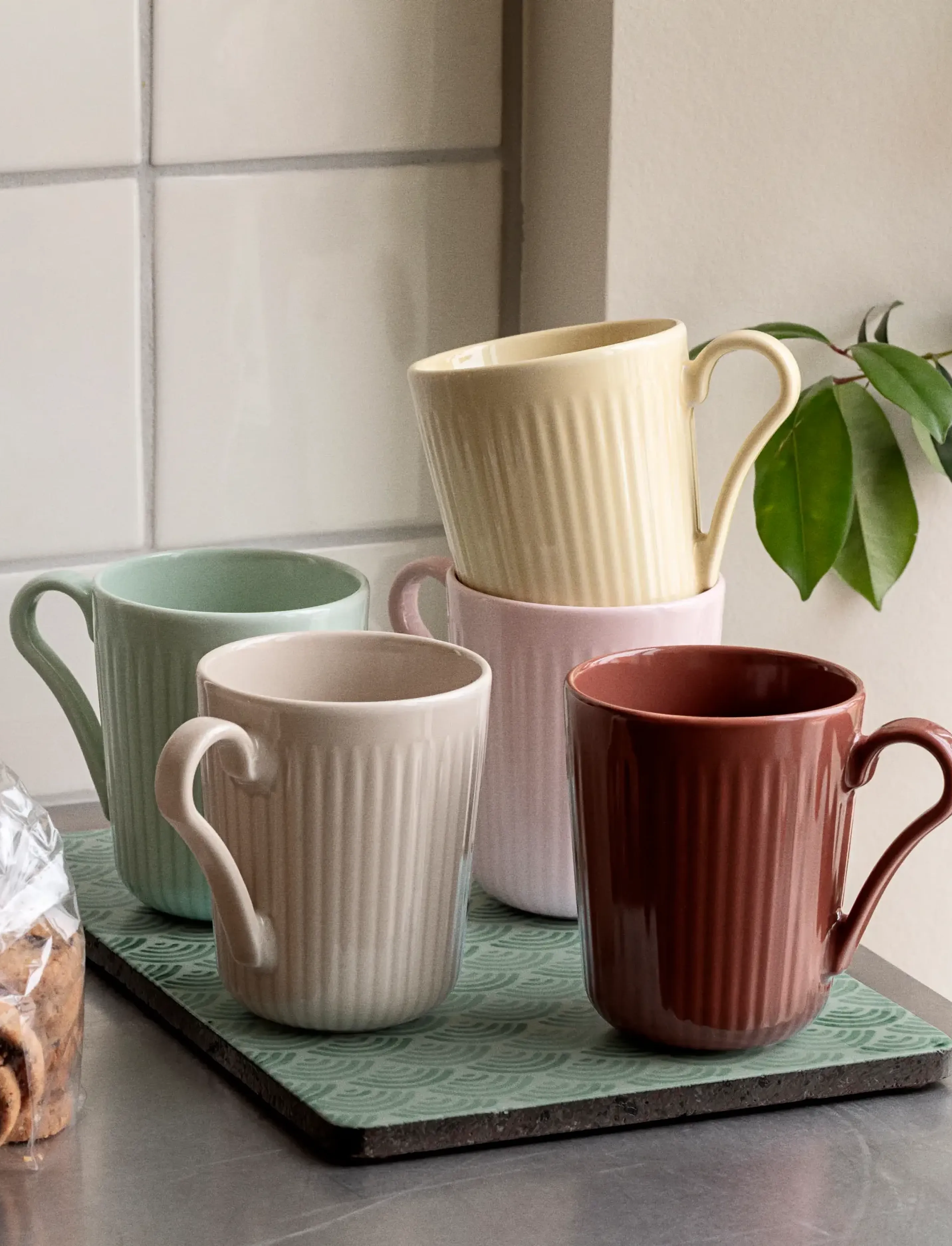 Eva Trio - Legio Nova Palette Cup 34 cl 2 pcs. Yellow - kaffekoppar - yellow - 3