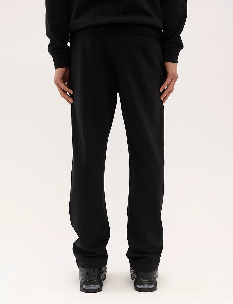 Everlast - EVERLAST STRAIGHT BAGGY FIT SWEAT PANTS - bukser - black beauty - 4