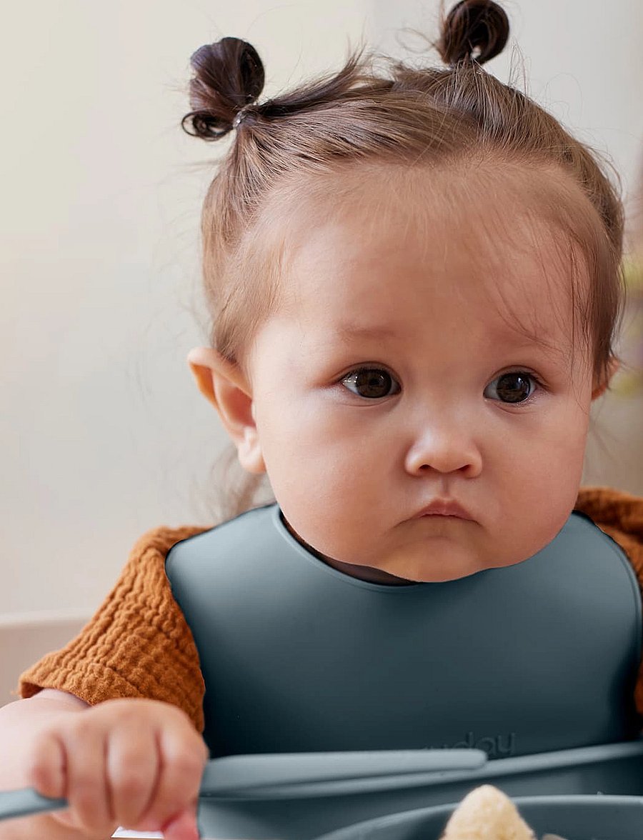 Everyday Baby - Silicone Bib with belts Harmony Green - lätzchen - harmony green - 0