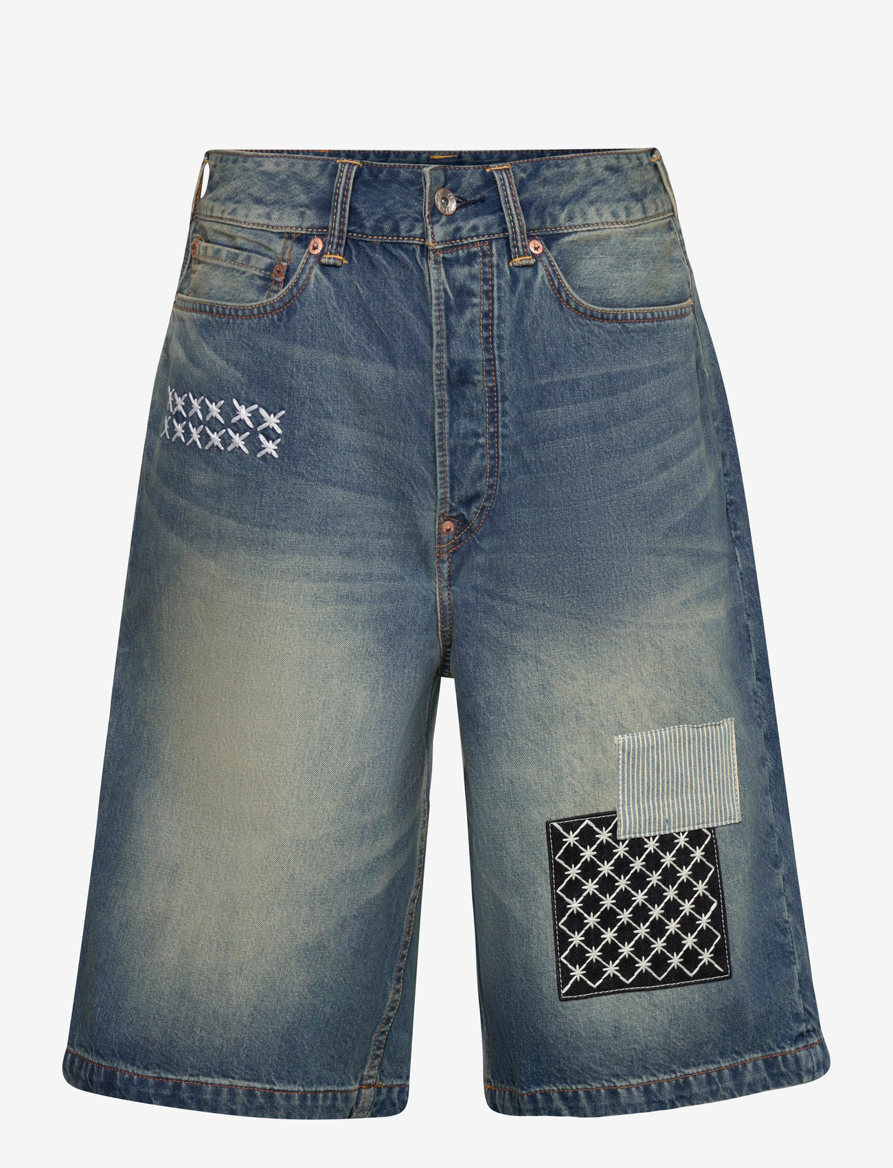 Evisu - FABRIC PATCH DENIM SHORTS - jorts - light tone indigo - 0