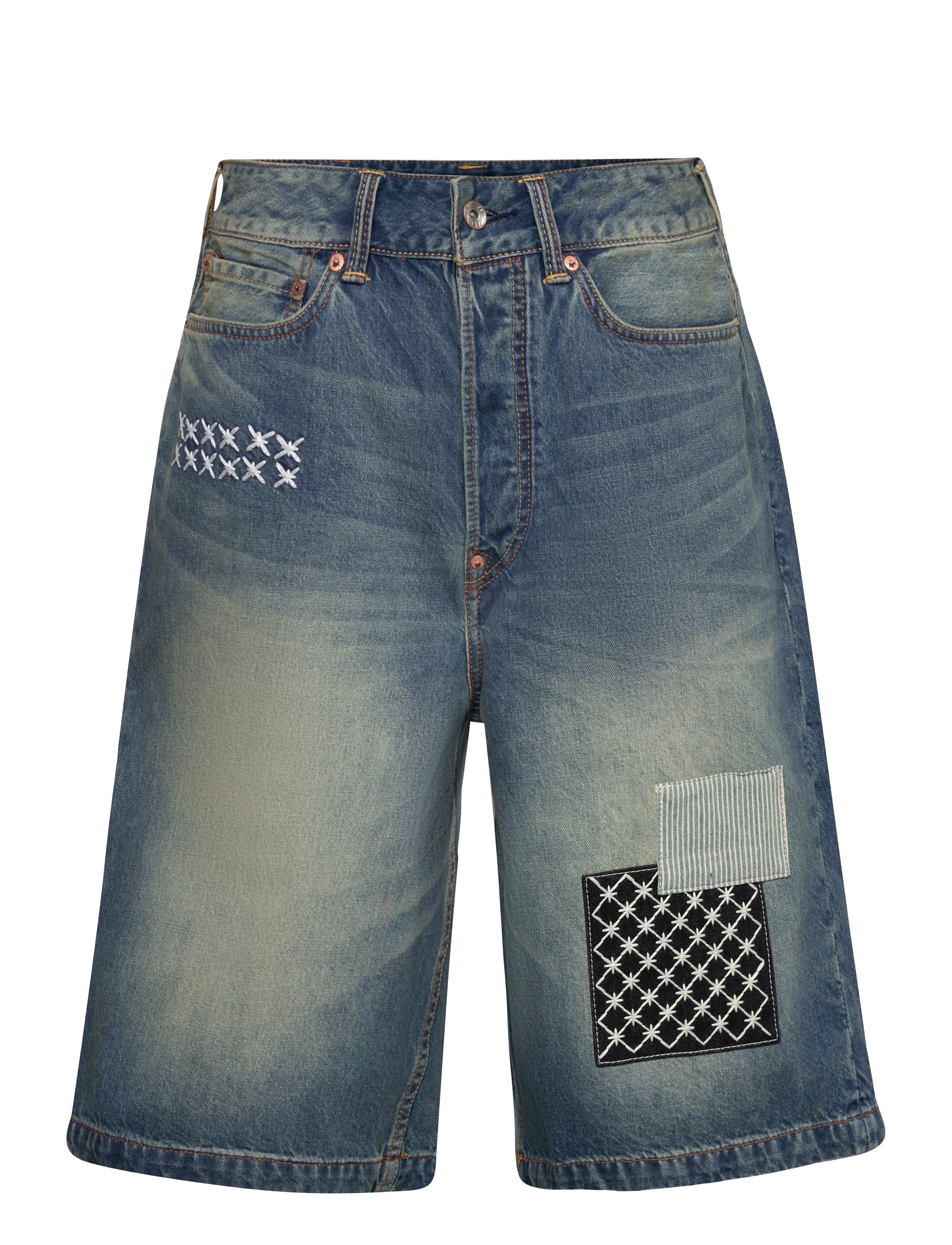 Evisu FABRIC PATCH DENIM SHORTS - Kläder - LIGHT TONE INDIGO / blue