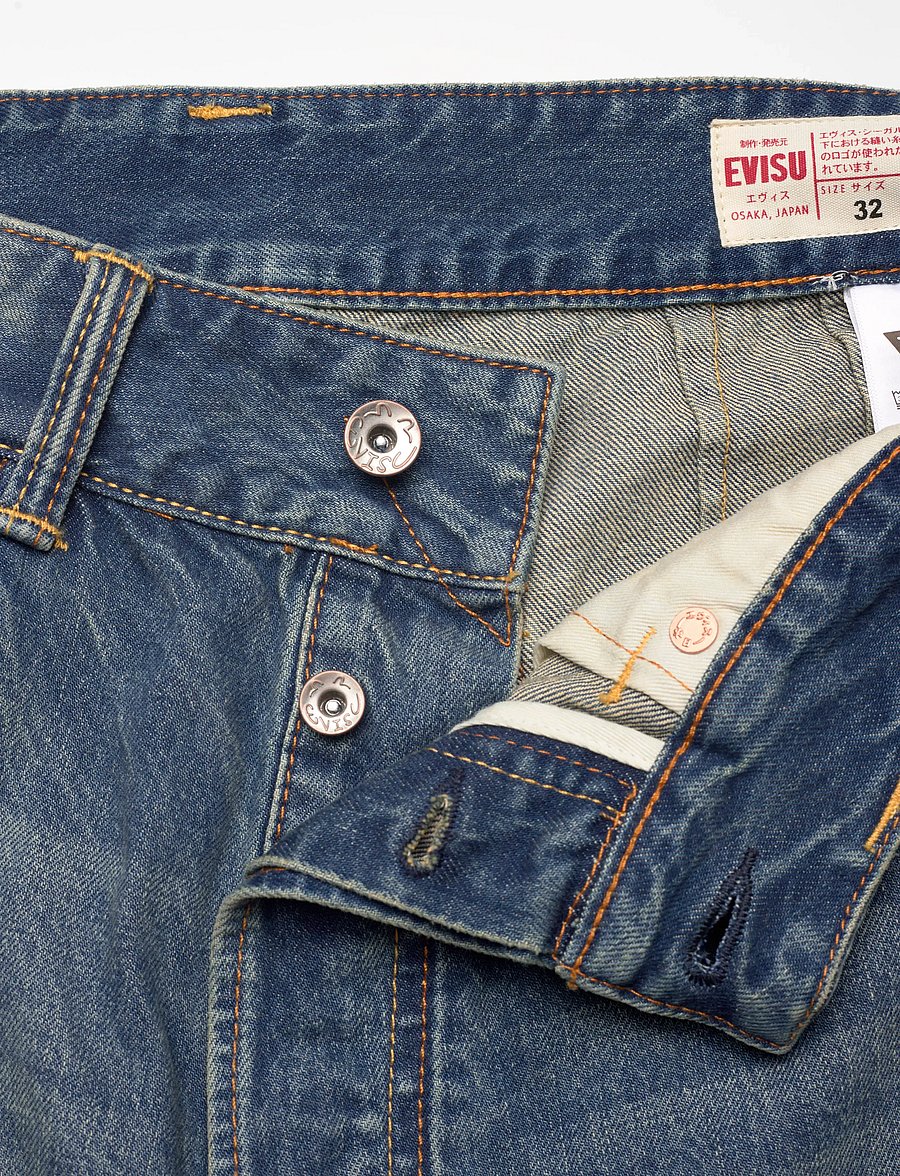 Evisu - FABRIC PATCH DENIM SHORTS - light tone indigo - 3