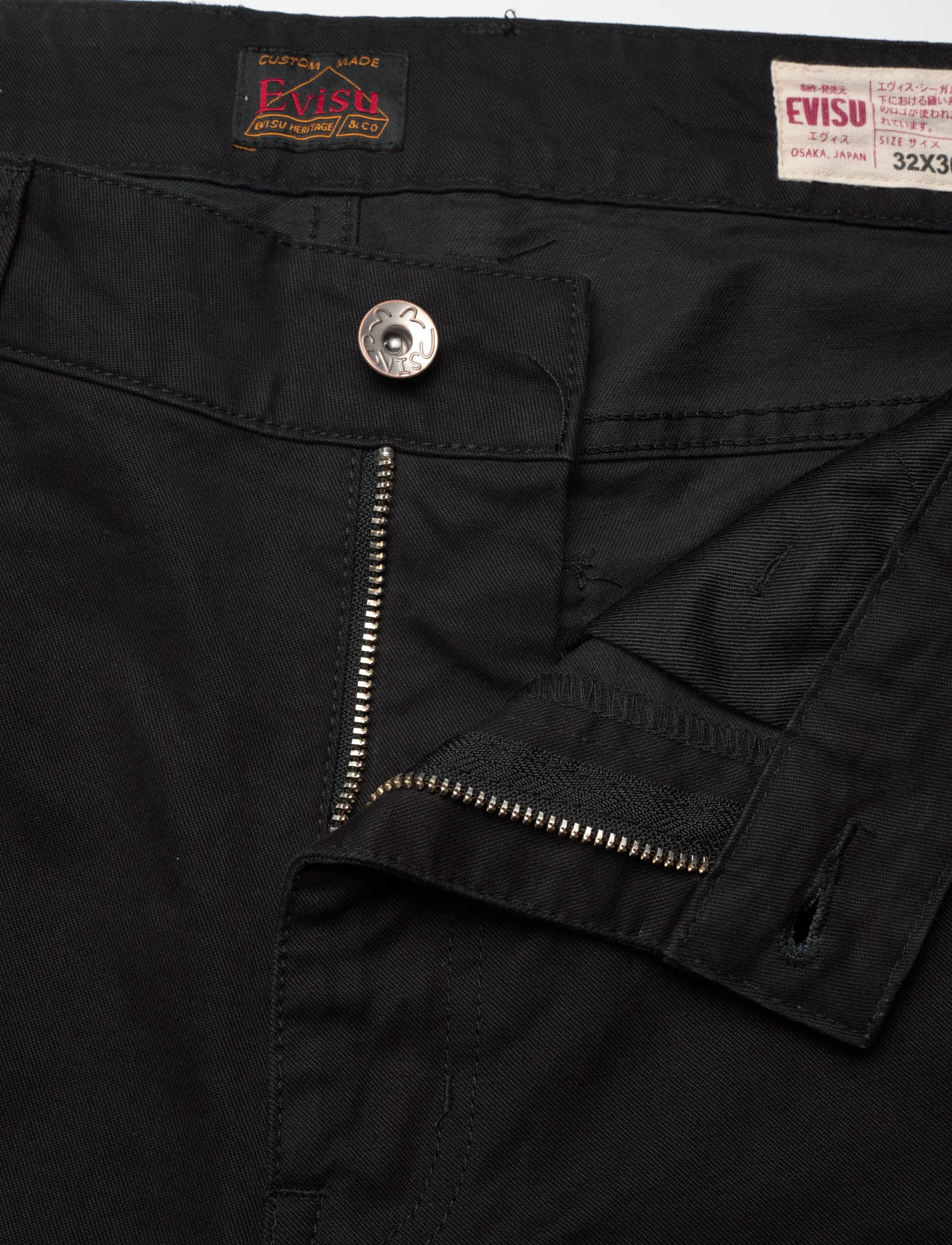 Evisu - SEAGULL PRINTED CHINO PANTS - chinos - black - 3